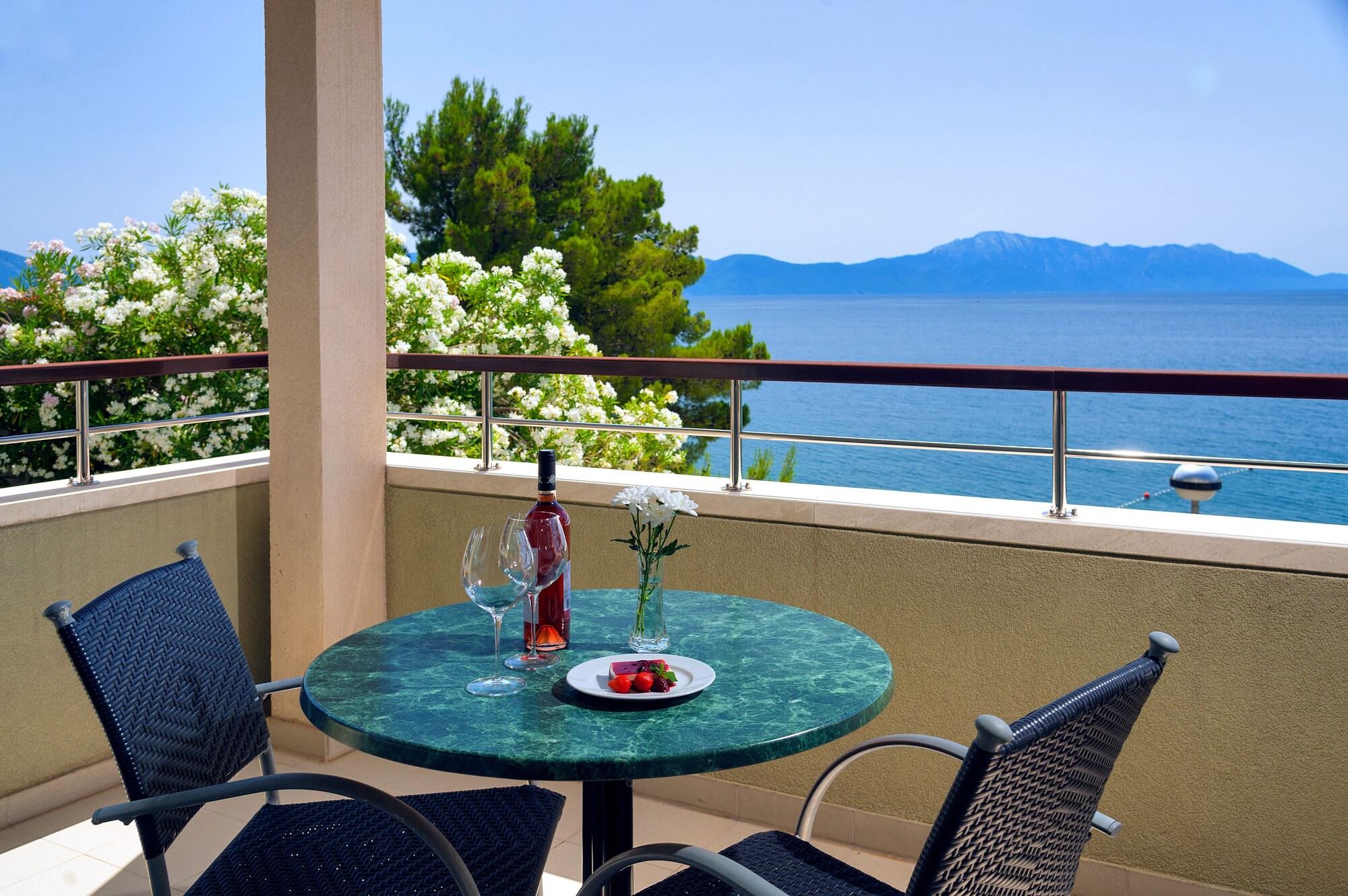 Hotel Saudade Gradac  Exterior photo