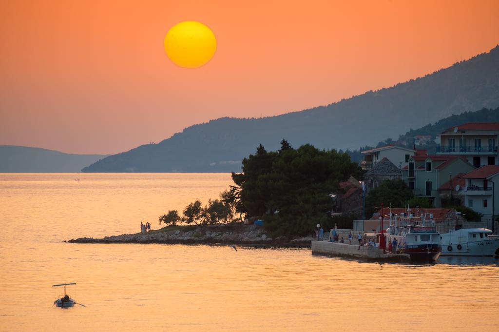 Hotel Saudade Gradac  Exterior photo