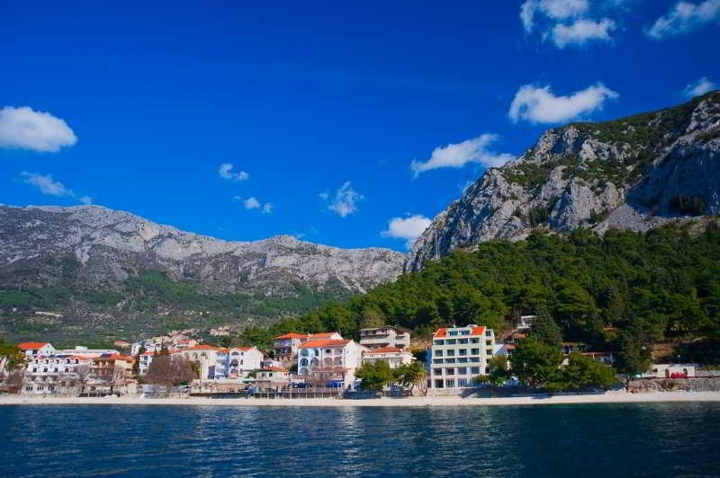 Hotel Saudade Gradac  Exterior photo